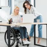 persona con discapacidad trabajando